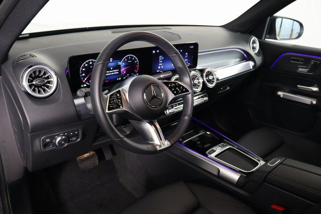 used 2025 Mercedes-Benz GLB 250 car, priced at $42,388