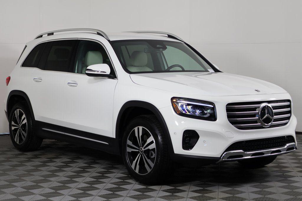 used 2025 Mercedes-Benz GLB 250 car, priced at $44,988