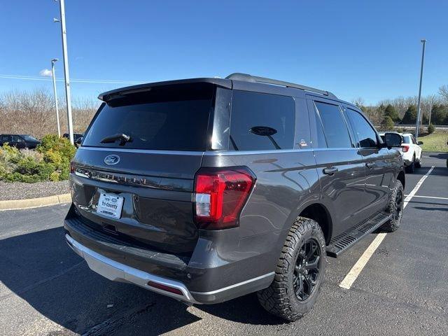 used 2022 Ford Expedition car, priced at $49,000