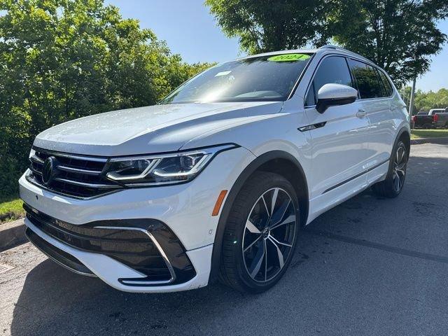 used 2024 Volkswagen Tiguan car, priced at $30,000