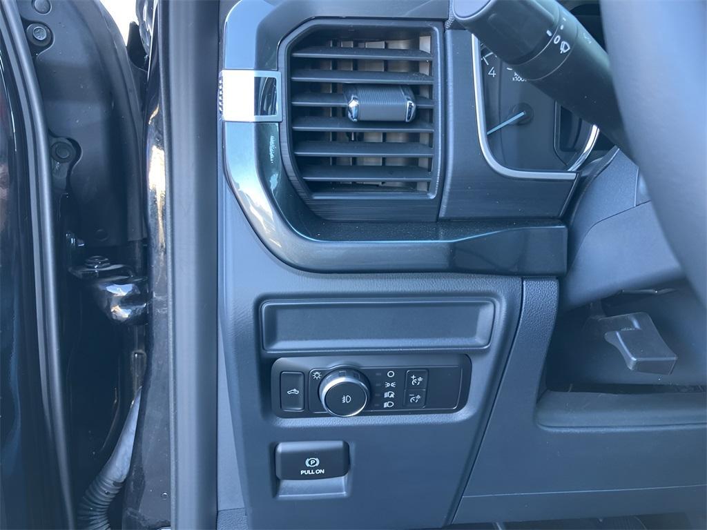 used 2022 Ford F-150 car, priced at $29,877