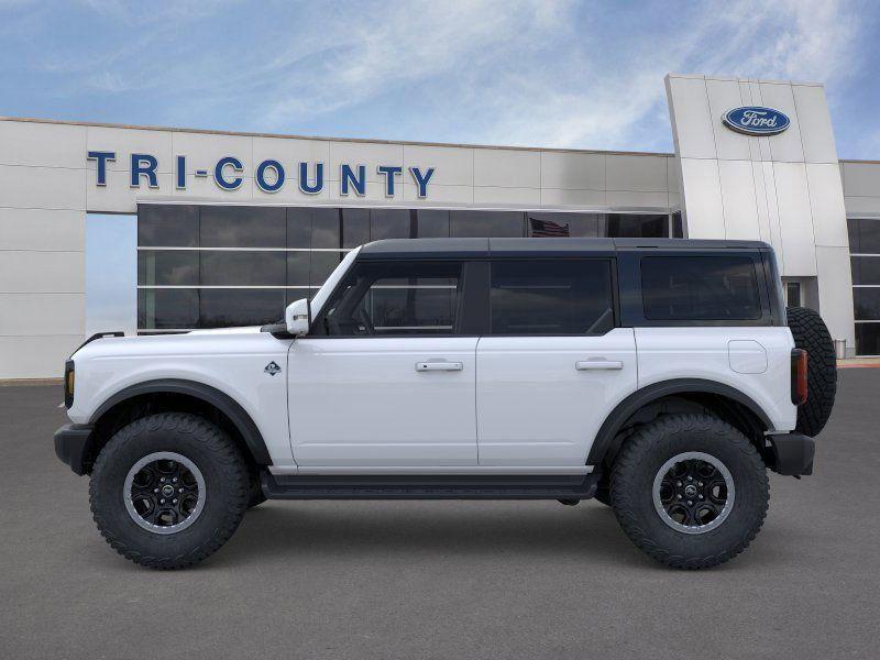 new 2025 Ford Bronco car, priced at $60,686