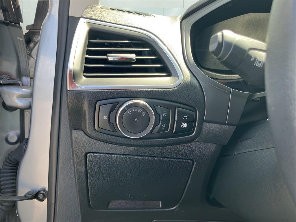 used 2024 Ford Edge car, priced at $26,972