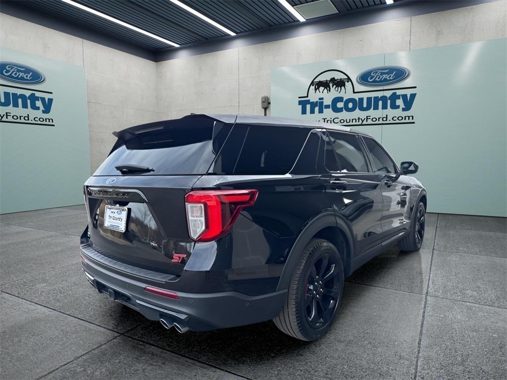 used 2022 Ford Explorer car, priced at $39,000
