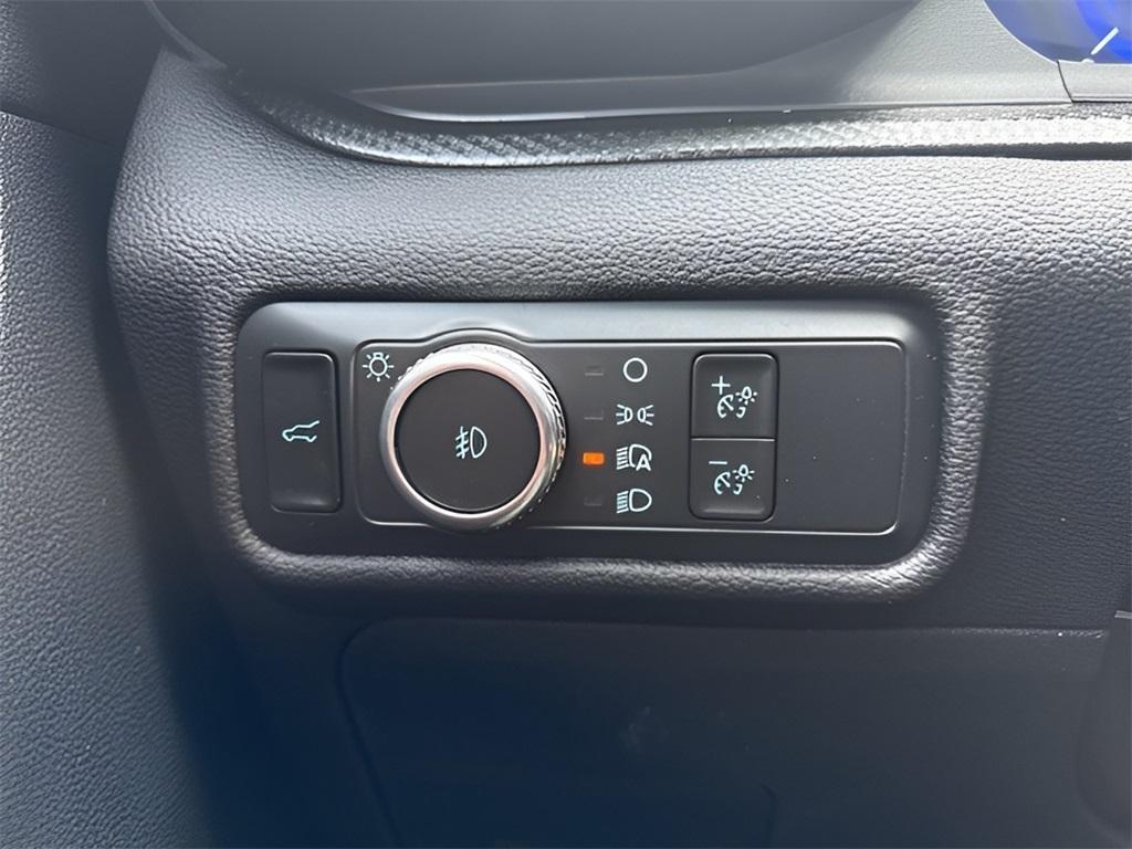 used 2022 Ford Explorer car, priced at $39,000