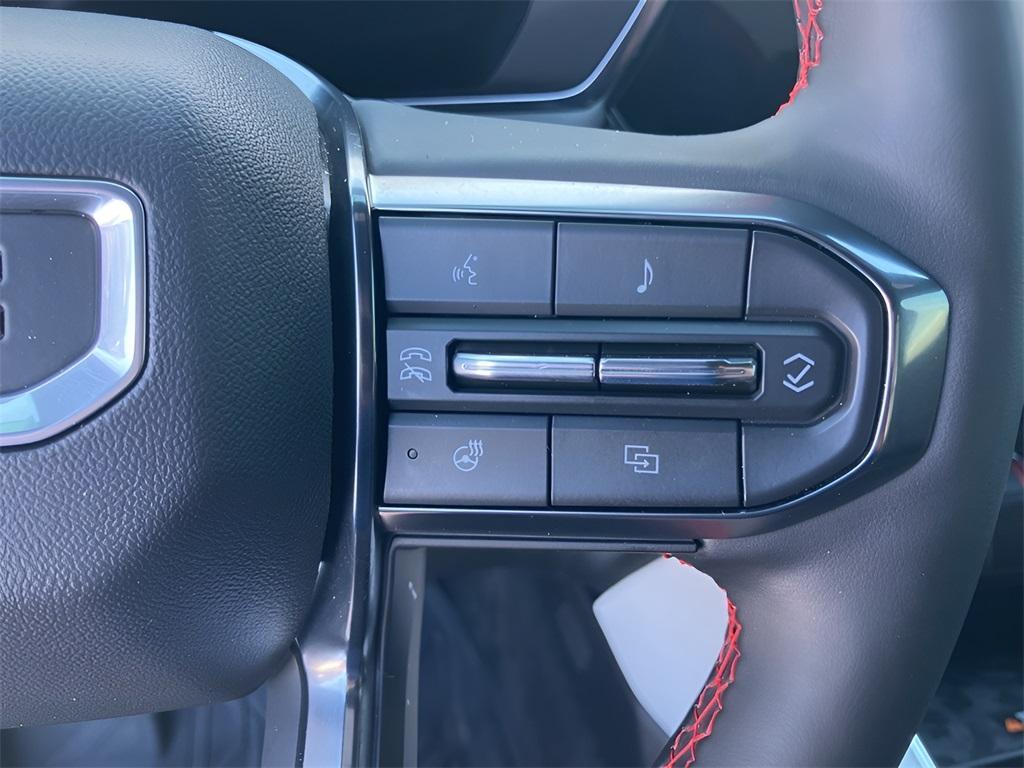 used 2024 GMC Canyon car, priced at $46,500