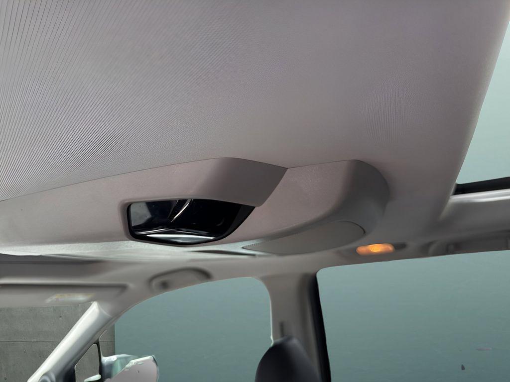 used 2021 Honda Pilot car, priced at $30,000