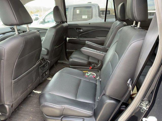 used 2021 Honda Pilot car, priced at $31,000