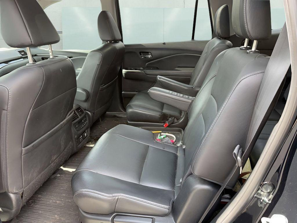 used 2021 Honda Pilot car, priced at $30,000
