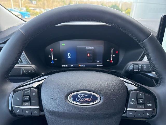 used 2025 Ford Escape car, priced at $29,500