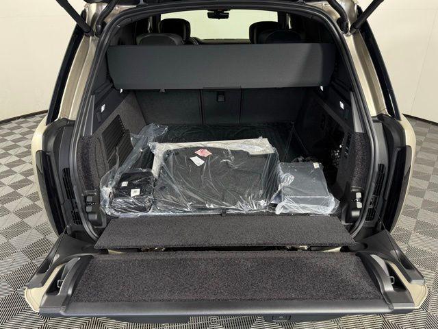 new 2025 Land Rover Range Rover car, priced at $160,280