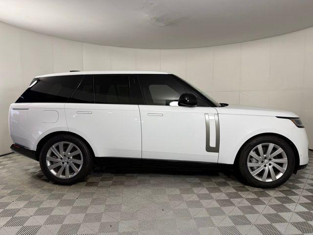 new 2025 Land Rover Range Rover car, priced at $111,905