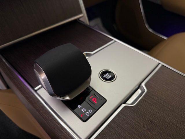 new 2025 Land Rover Range Rover car, priced at $111,905