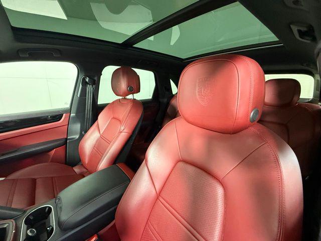 used 2022 Porsche Cayenne car, priced at $43,900