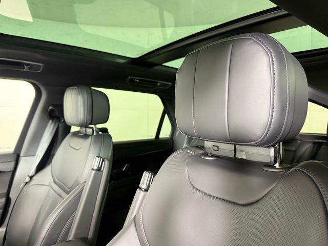 new 2026 Land Rover Range Rover Sport car, priced at $117,070