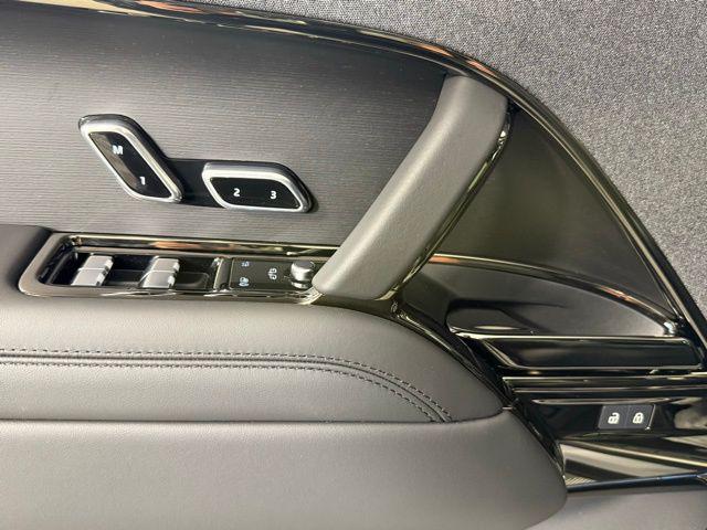 new 2026 Land Rover Range Rover Sport car, priced at $117,070