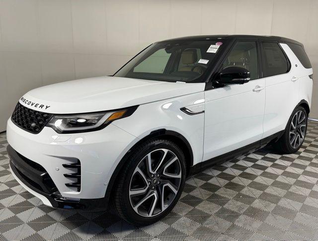 new 2025 Land Rover Discovery car, priced at $80,378