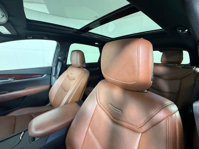 used 2019 Cadillac XT5 car, priced at $19,500