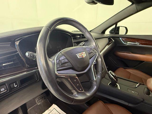 used 2019 Cadillac XT5 car, priced at $19,500