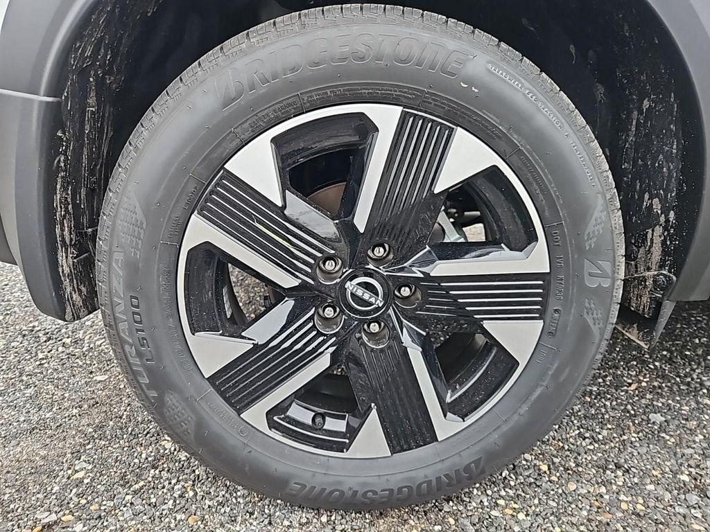 new 2026 Nissan Kicks car, priced at $26,155