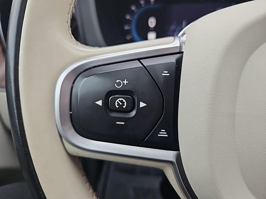 used 2022 Volvo XC60 car, priced at $20,243