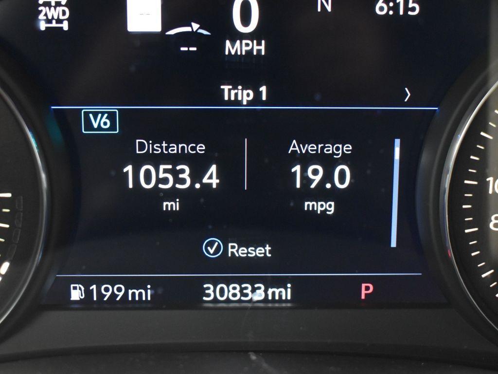 used 2023 Cadillac XT5 car, priced at $37,395