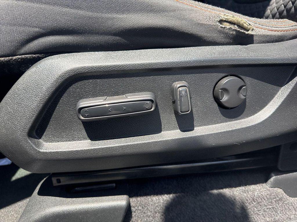 used 2023 Honda Pilot car, priced at $35,990