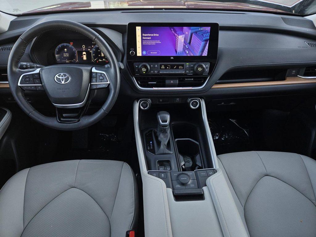 used 2025 Toyota Grand Highlander car, priced at $54,995