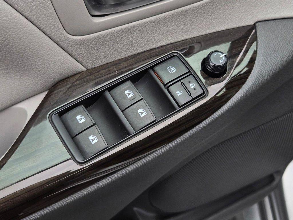 used 2020 Toyota Sienna car, priced at $27,128