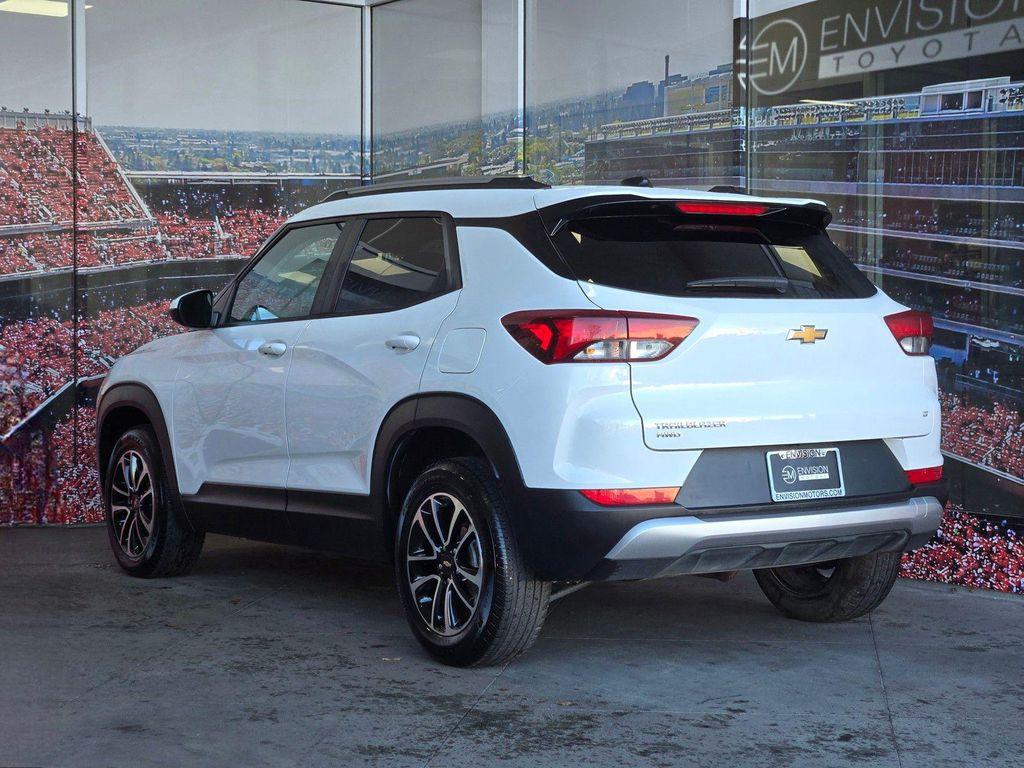 used 2025 Chevrolet TrailBlazer car, priced at $23,563
