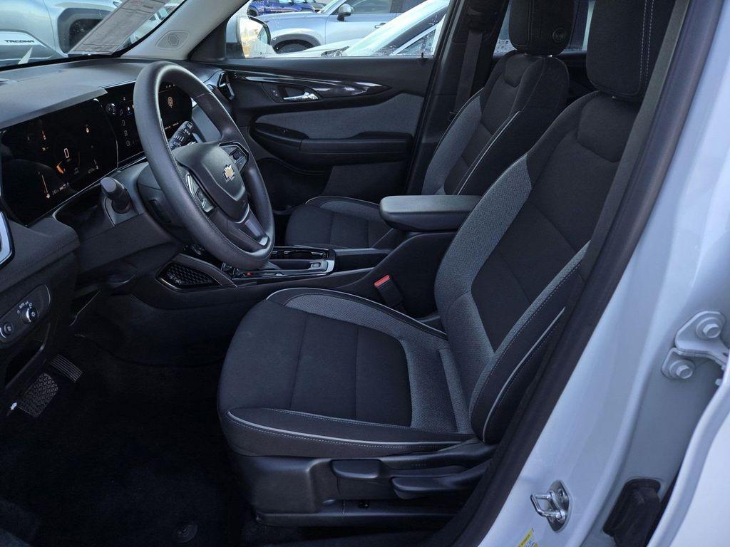 used 2025 Chevrolet TrailBlazer car, priced at $23,063