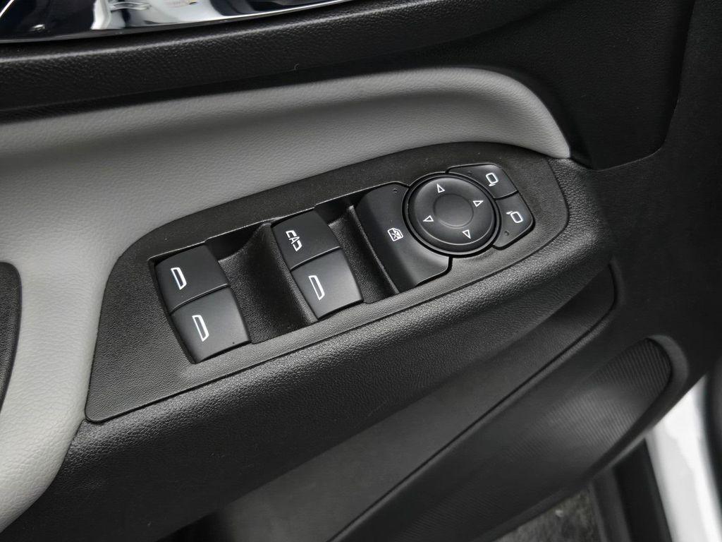 used 2022 Chevrolet Equinox car, priced at $16,206