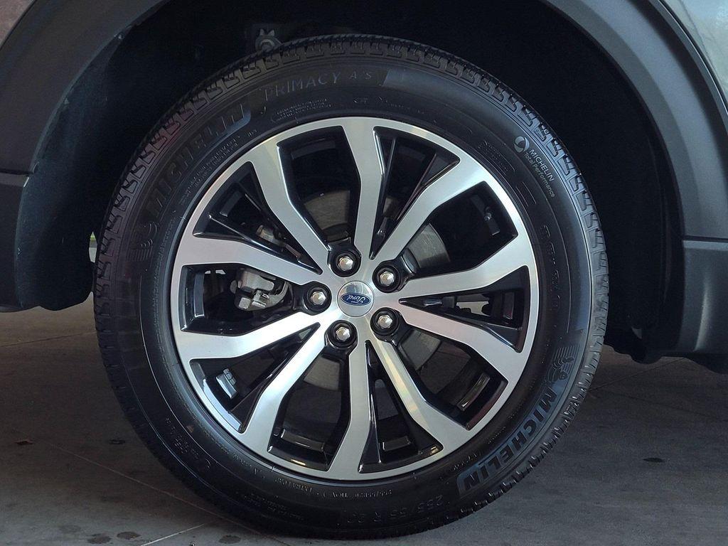 used 2025 Ford Explorer car, priced at $38,437