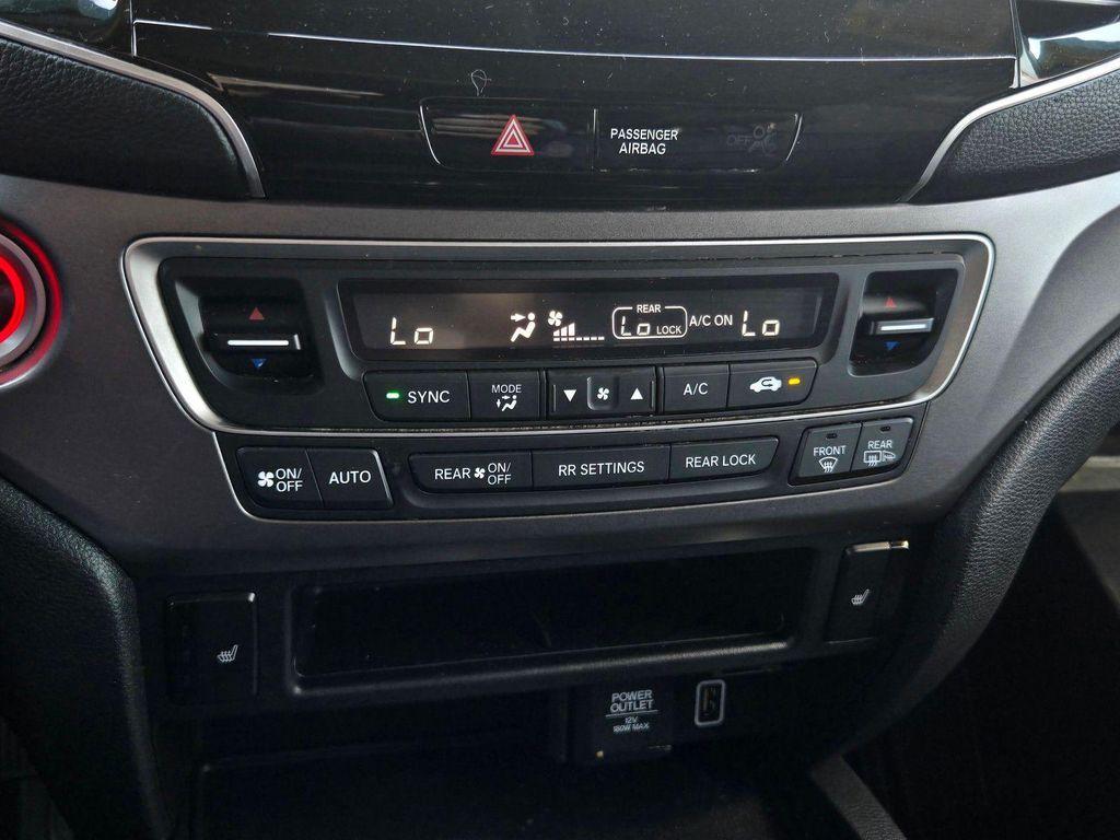used 2020 Honda Pilot car, priced at $25,490