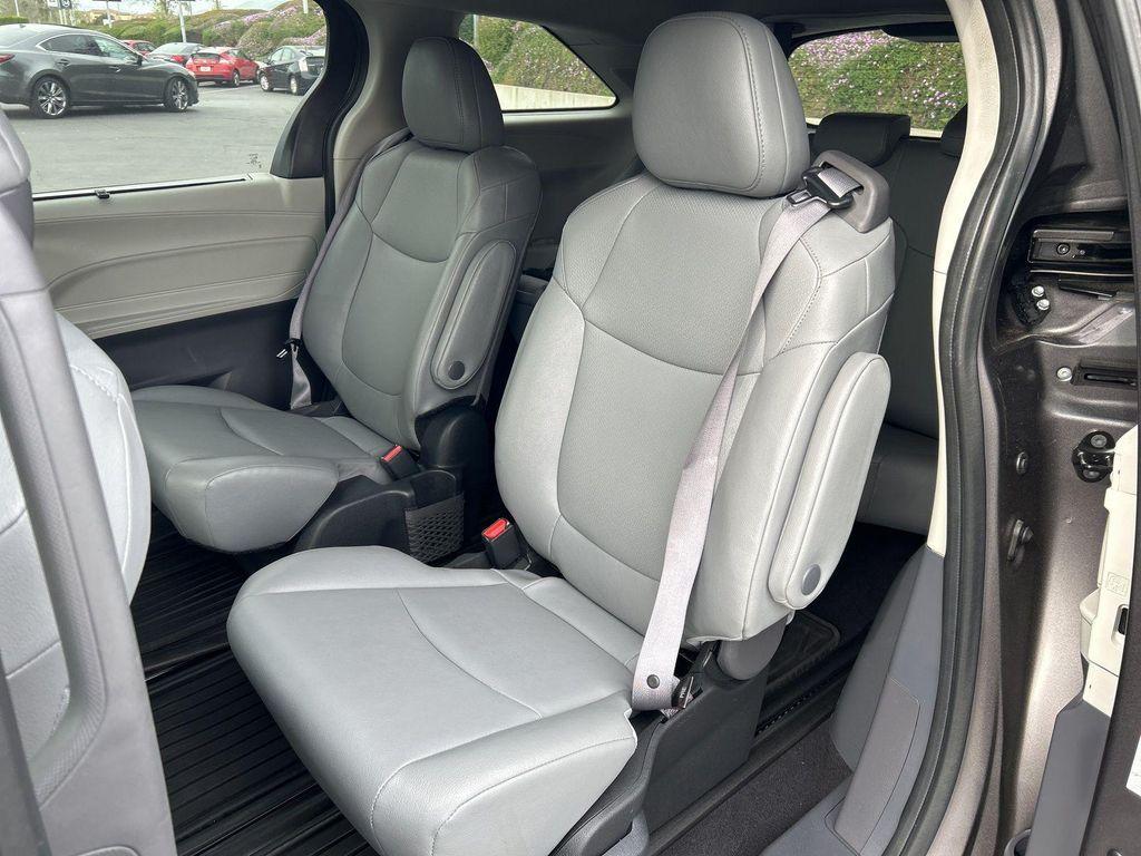 used 2024 Toyota Sienna car, priced at $45,590