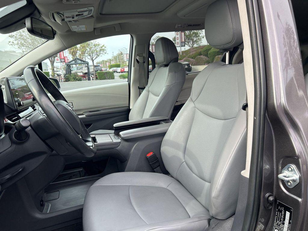 used 2024 Toyota Sienna car, priced at $45,590