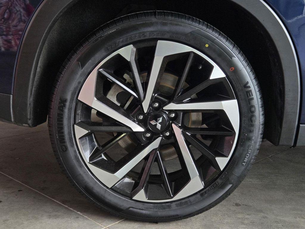 used 2024 Mitsubishi Outlander car, priced at $24,591