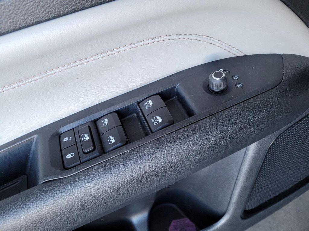 used 2023 Jeep Compass car, priced at $18,682