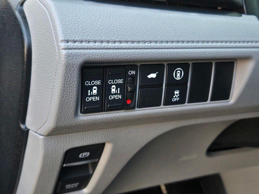 used 2024 Honda Odyssey car, priced at $37,926