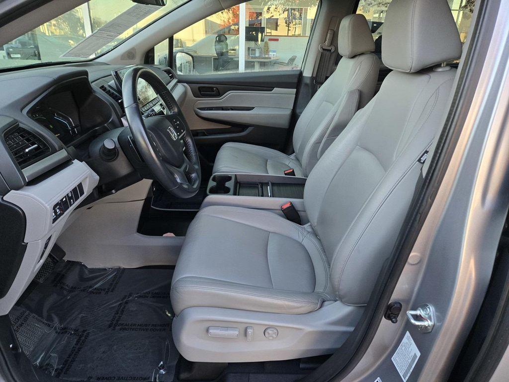 used 2024 Honda Odyssey car, priced at $34,720