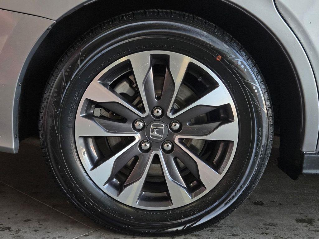 used 2024 Honda Odyssey car, priced at $34,720