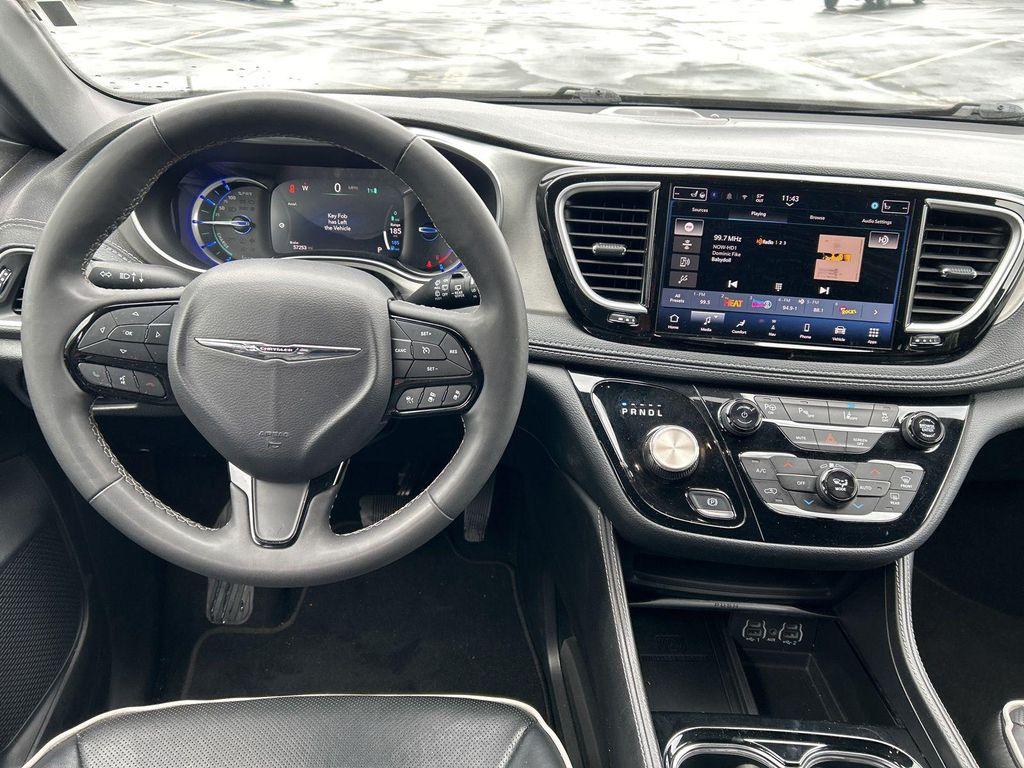 used 2024 Chrysler Pacifica Hybrid car, priced at $30,990
