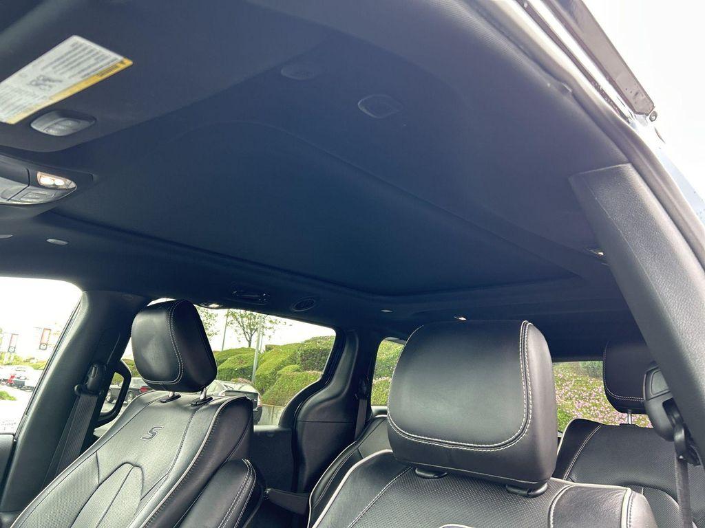 used 2024 Chrysler Pacifica Hybrid car, priced at $30,990