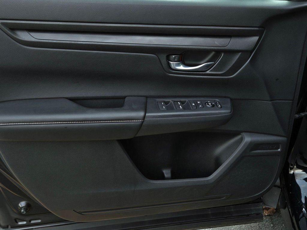 used 2023 Honda CR-V Hybrid car, priced at $24,673