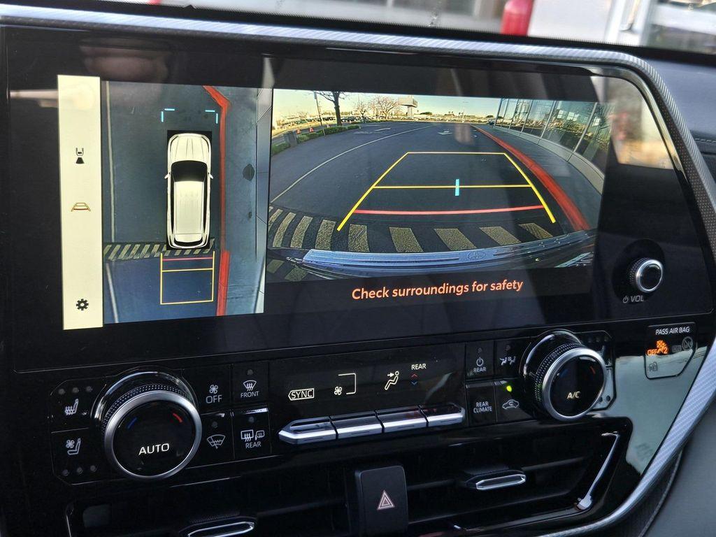 new 2026 Toyota Highlander Hybrid car, priced at $58,443