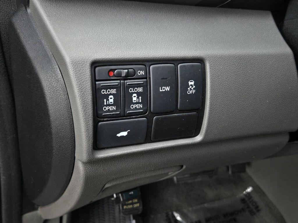 used 2015 Honda Odyssey car, priced at $12,990