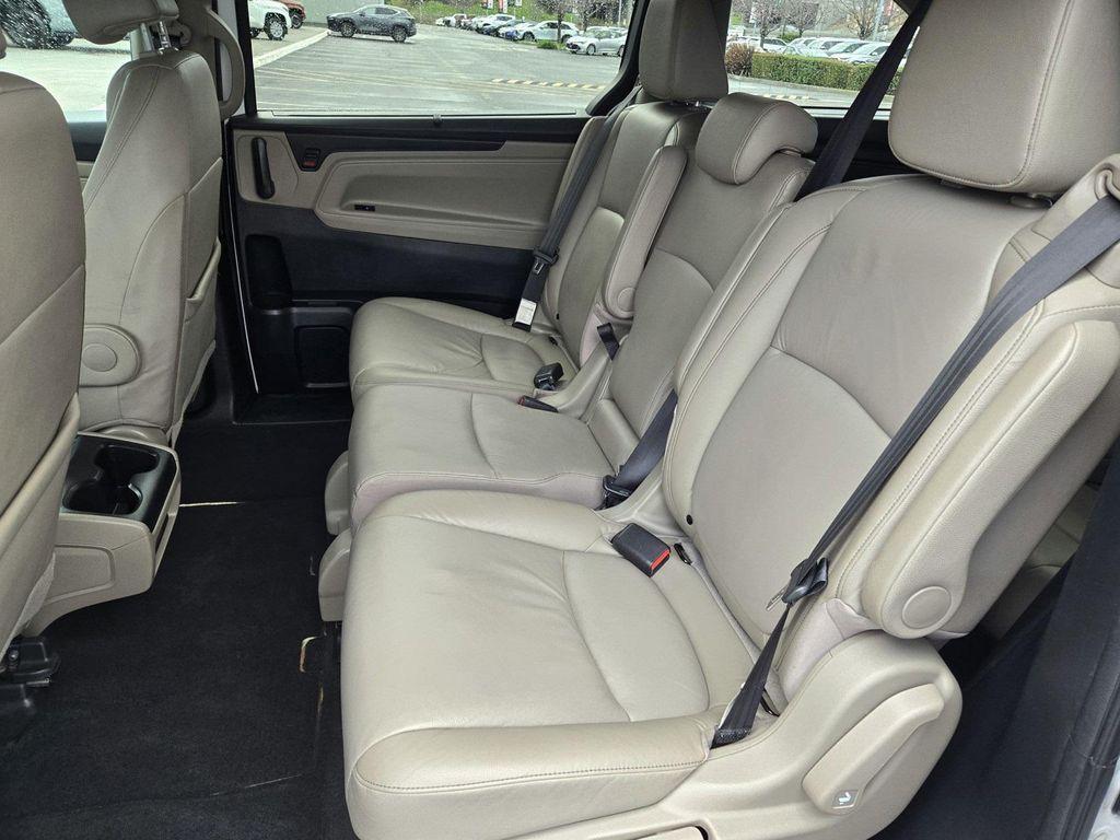 used 2024 Honda Odyssey car, priced at $32,590