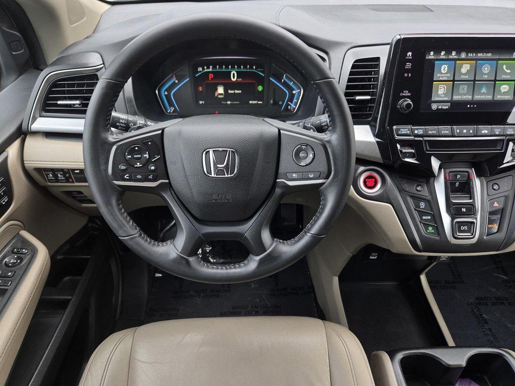 used 2024 Honda Odyssey car, priced at $32,590