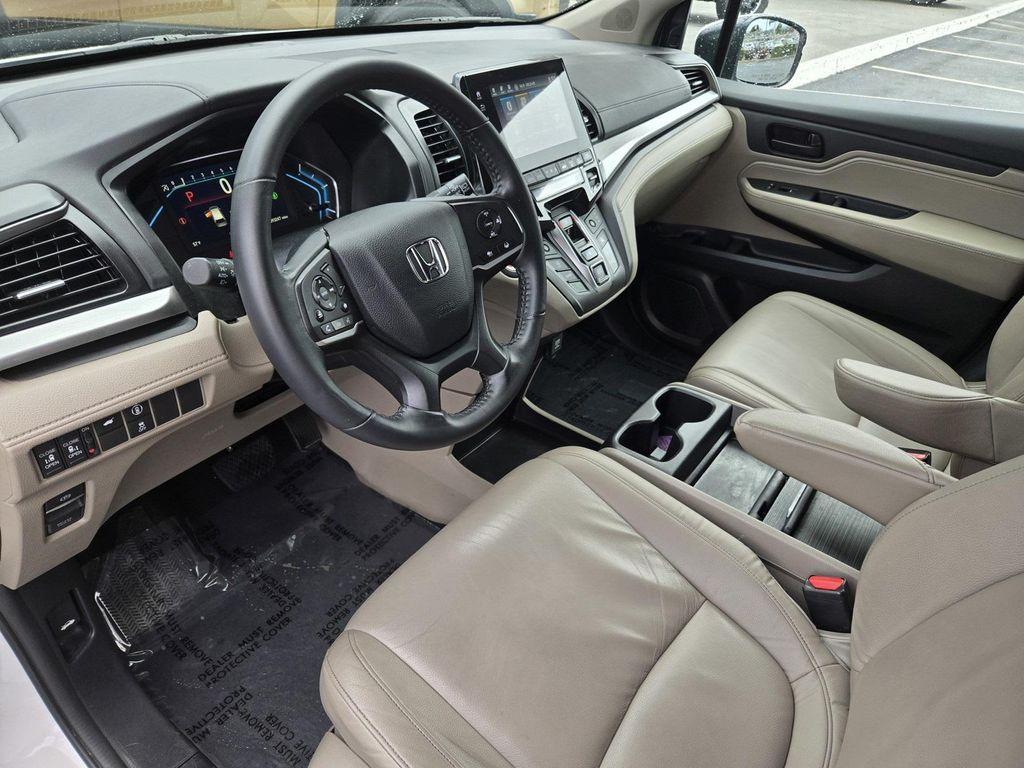 used 2024 Honda Odyssey car, priced at $32,590