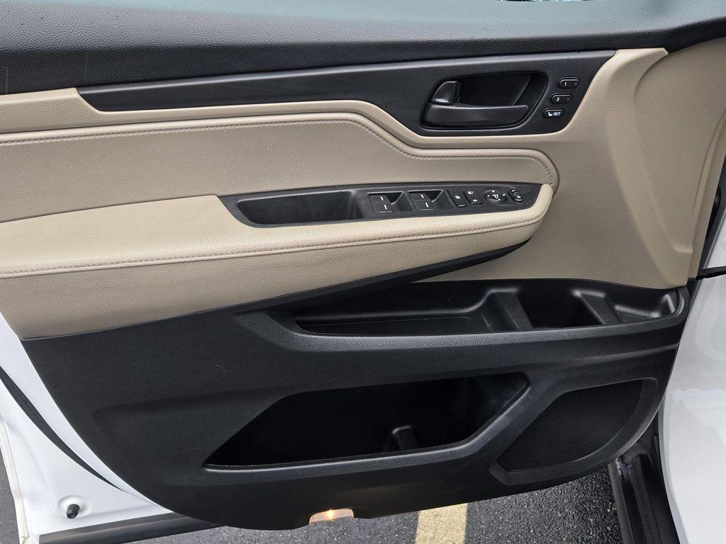 used 2024 Honda Odyssey car, priced at $32,590